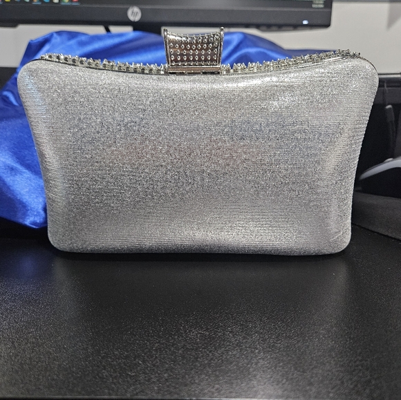 Silver rhinestone clutch bag - Picture 3 of 4